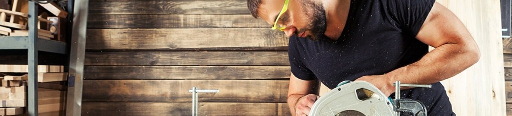Contractor with a general liability insurance