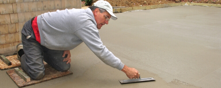 Leveling concrete
