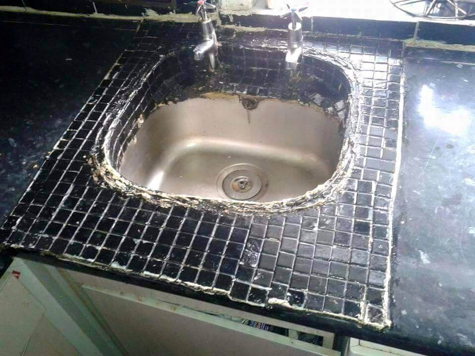 Tile mess