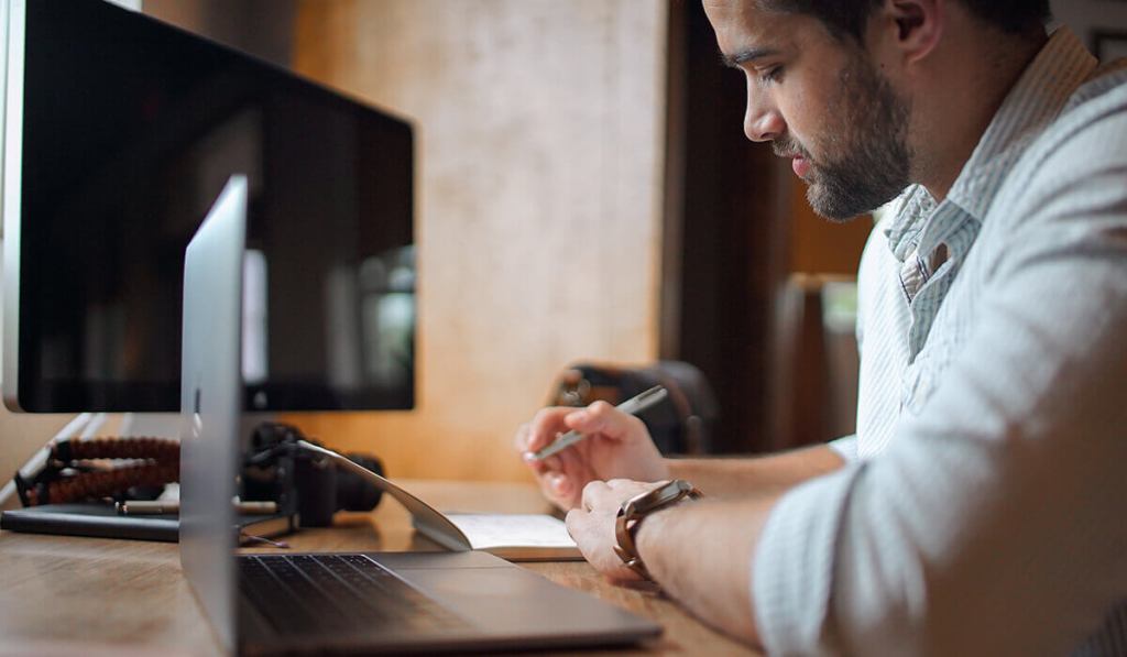 Our free business plan template can set you up for success, just like with this small business owner.