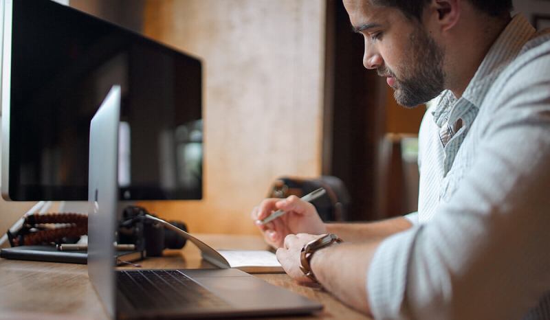 Our free business plan template can set you up for success, just like with this small business owner.